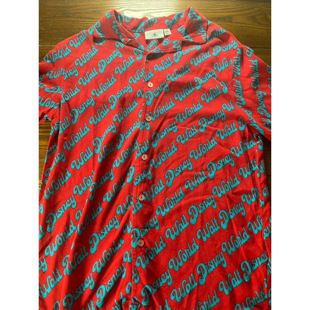 Walt Disney World Resort Men's All Over Print Button Front Shirt Red Size Small